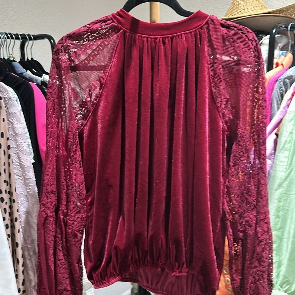 FREE PEOPLE
Dream Team Top In Raspberry - Picture 3 of 4